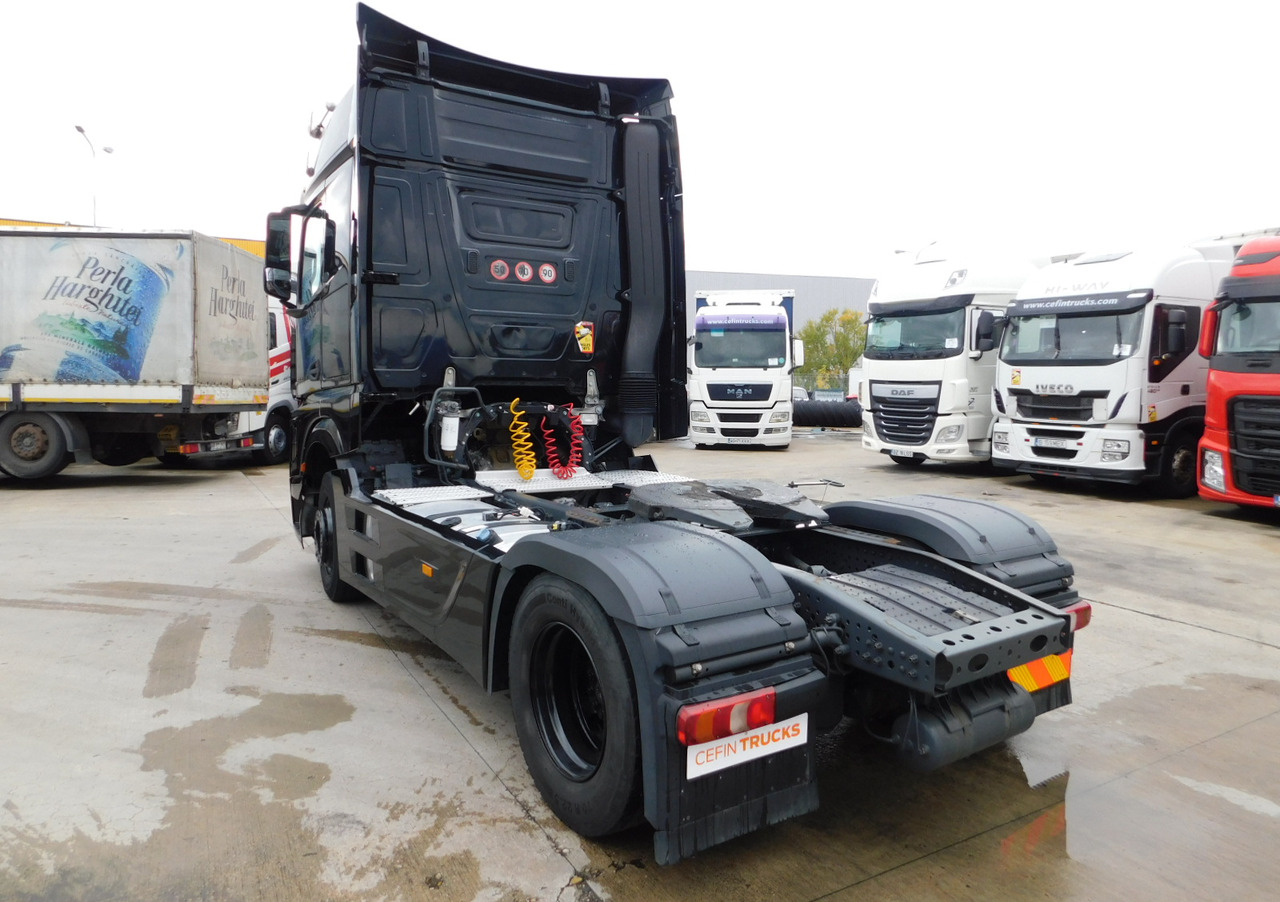 Mercedes Actros - יחידת טרקטור: תמונה 4 Mercedes Actros - יחידת טרקטור: תמונה 4