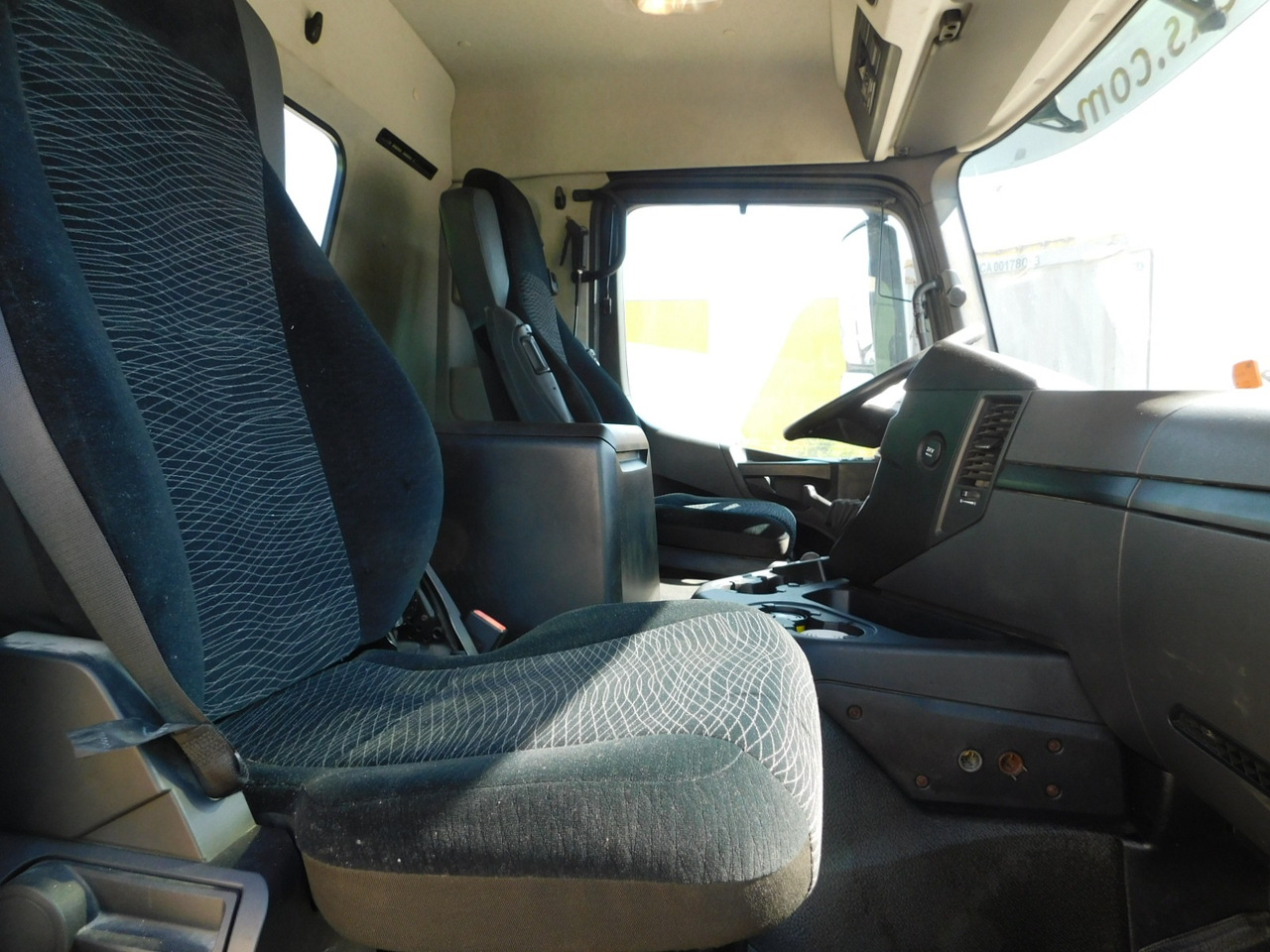Mercedes Arocs 3243 - משאית מערבלת בטון: תמונה 5 Mercedes Arocs 3243 - משאית מערבלת בטון: תמונה 5