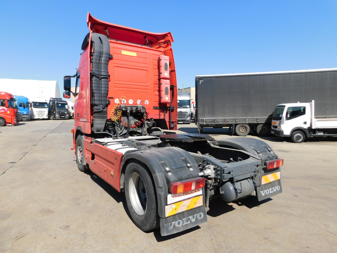 Volvo Fh 12 420 fh42 tb - יחידת טרקטור: תמונה 4 Volvo Fh 12 420 fh42 tb - יחידת טרקטור: תמונה 4