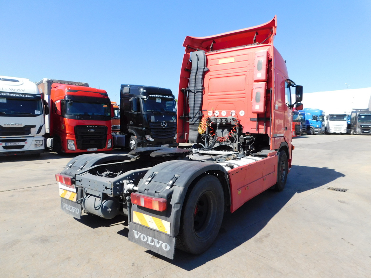 Volvo Fh 12 420 fh42 tb - יחידת טרקטור: תמונה 3 Volvo Fh 12 420 fh42 tb - יחידת טרקטור: תמונה 3