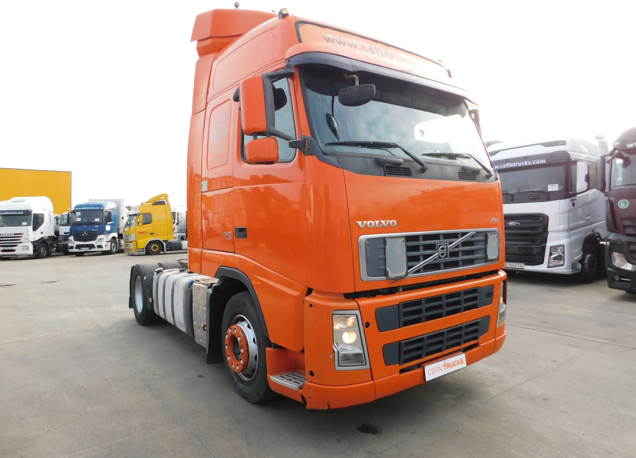 Volvo Fh 440 - יחידת טרקטור: תמונה 2 Volvo Fh 440 - יחידת טרקטור: תמונה 2