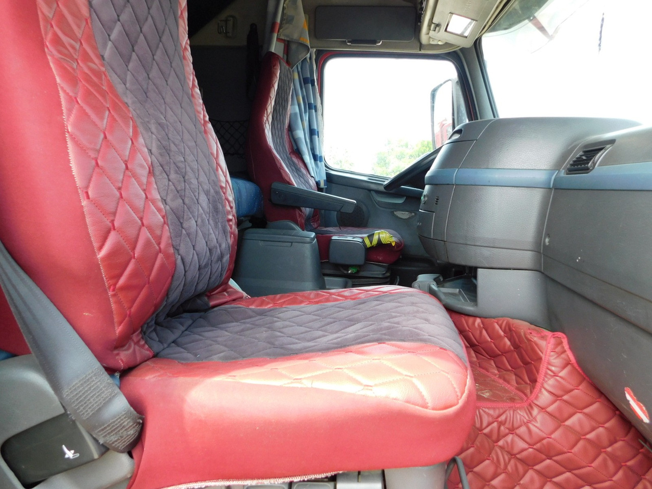 Volvo Fh 440 - יחידת טרקטור: תמונה 5 Volvo Fh 440 - יחידת טרקטור: תמונה 5