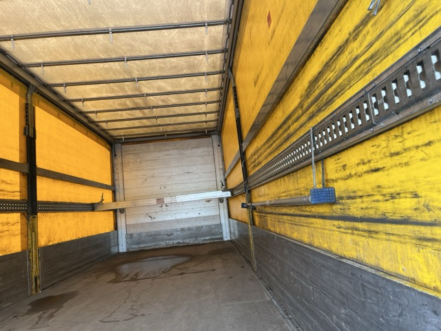 MAN TGL 12.220 4x2 BL Euro6 Klima Luftfeder - משאית וילונות צד: תמונה 4 MAN TGL 12.220 4x2 BL Euro6 Klima Luftfeder - משאית וילונות צד: תמונה 4