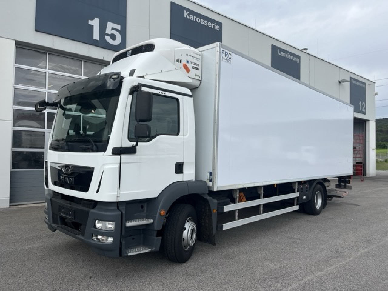 MAN TGM 15.290 4x2 LL Tiefkühler ATP 08.2028 Euro6 - כלי רכב מסחרי לקירור: תמונה 1 MAN TGM 15.290 4x2 LL Tiefkühler ATP 08.2028 Euro6 - כלי רכב מסחרי לקירור: תמונה 1