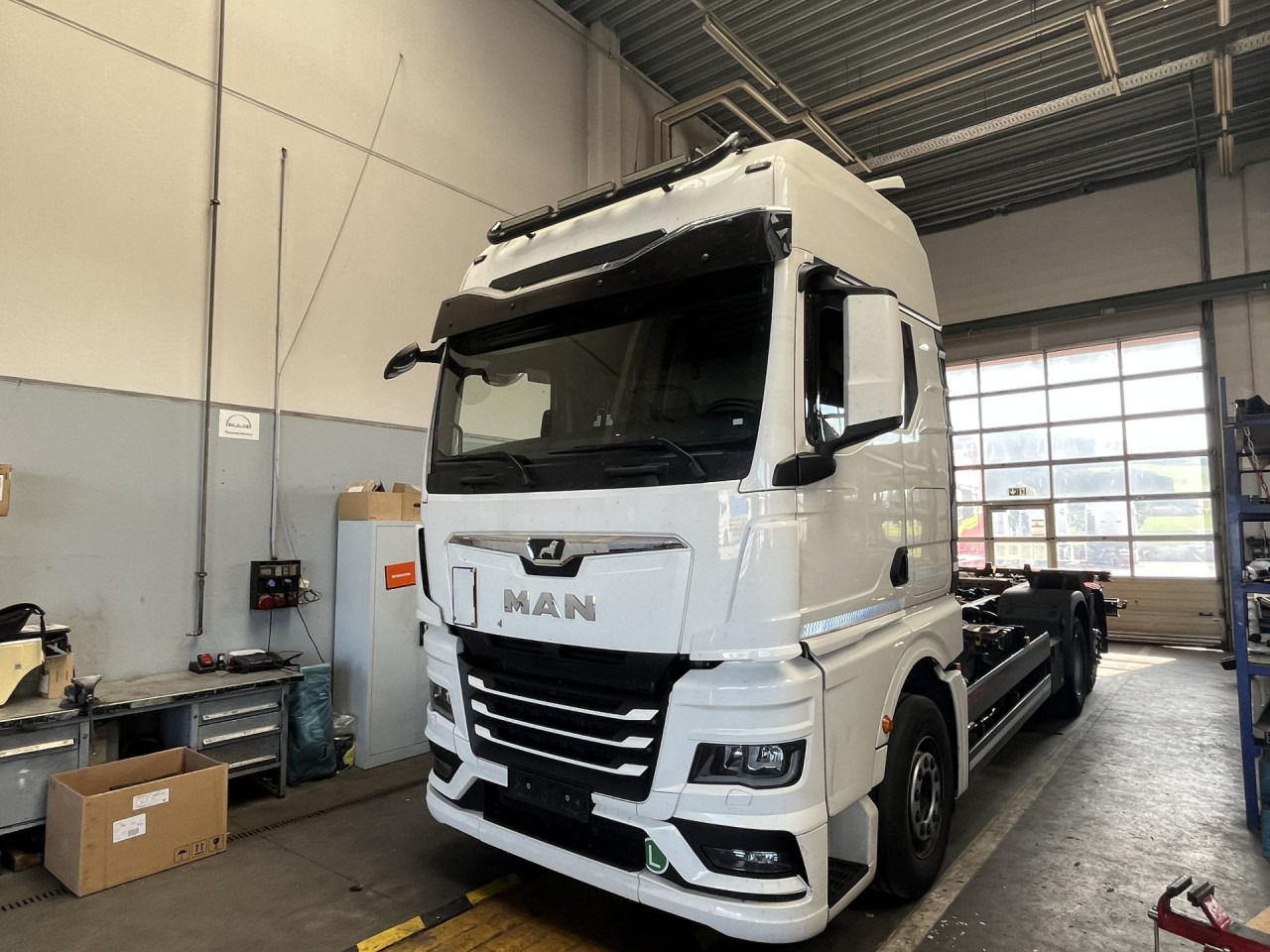 MAN TGX 26.470 6x2-4 LL CH Multiwechsler Euro6 Klima - מוביל מכולות/ משאית החלפת גוף: תמונה 1 MAN TGX 26.470 6x2-4 LL CH Multiwechsler Euro6 Klima - מוביל מכולות/ משאית החלפת גוף: תמונה 1