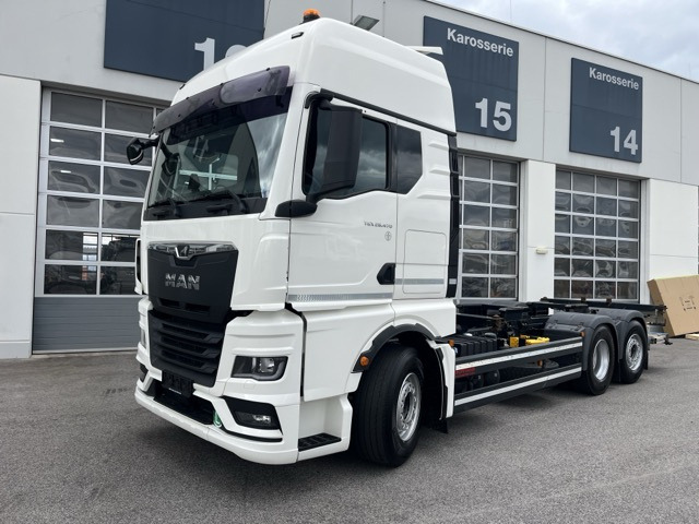 MAN TGX 26.470 6x2-4 LL Euro6 Intarder AHK Luftfeder - מוביל מכולות/ משאית החלפת גוף: תמונה 1 MAN TGX 26.470 6x2-4 LL Euro6 Intarder AHK Luftfeder - מוביל מכולות/ משאית החלפת גוף: תמונה 1