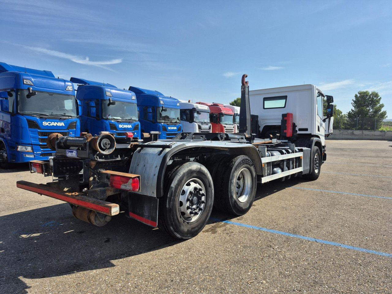 Scania P 340 - יחידת טרקטור: תמונה 4 Scania P 340 - יחידת טרקטור: תמונה 4