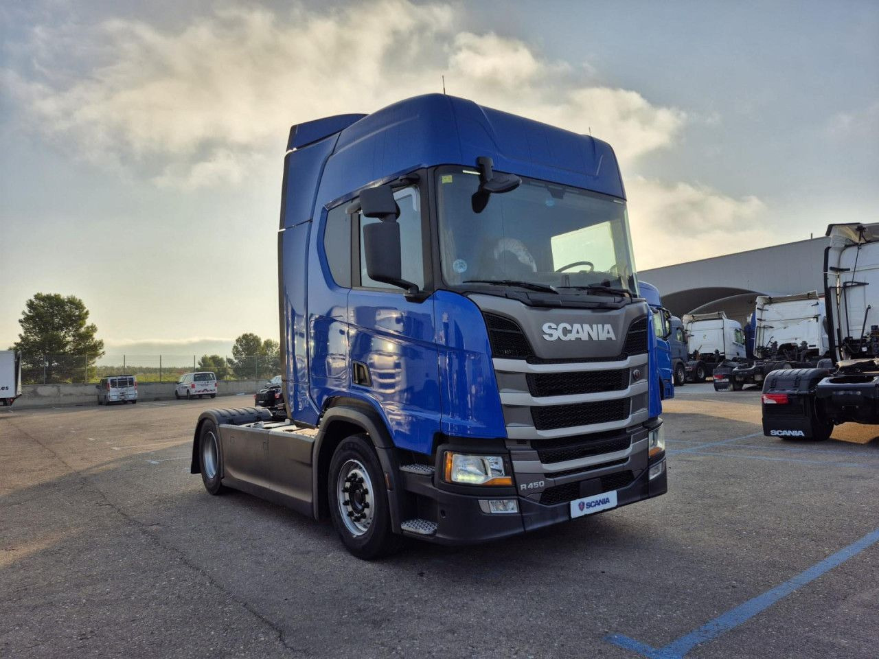 Scania R450 - יחידת טרקטור: תמונה 1 Scania R450 - יחידת טרקטור: תמונה 1