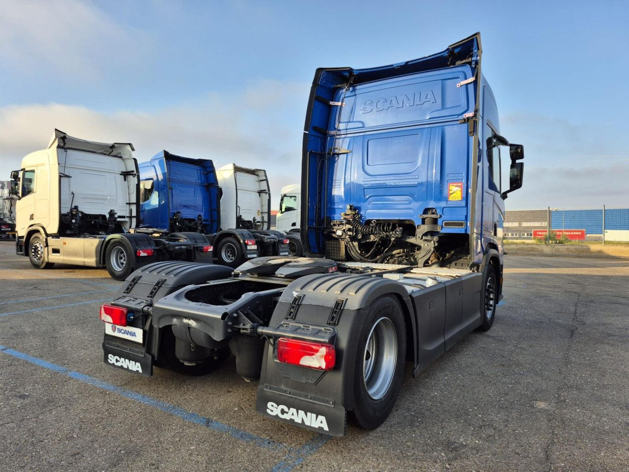 Scania R450 - יחידת טרקטור: תמונה 4 Scania R450 - יחידת טרקטור: תמונה 4