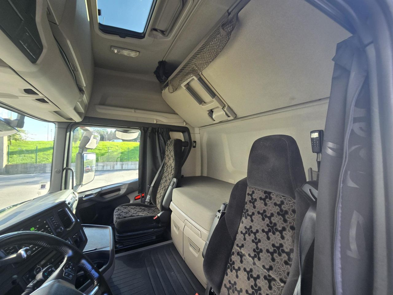 Scania UVES05240109 - יחידת טרקטור: תמונה 5 Scania UVES05240109 - יחידת טרקטור: תמונה 5