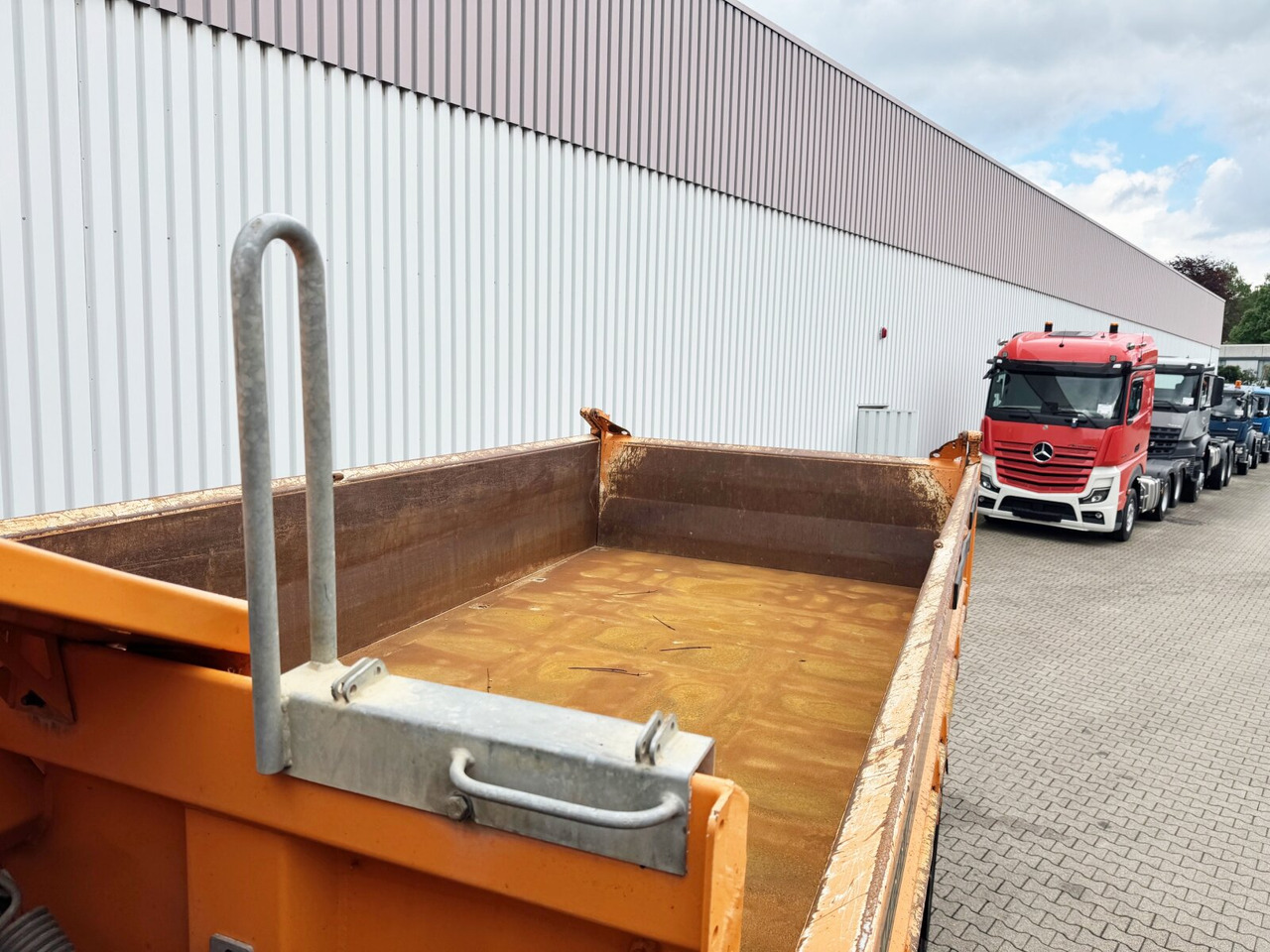 AD260T41 6x4 AD260T41 6x4, EEV - מזהיר: תמונה 2 AD260T41 6x4 AD260T41 6x4, EEV - מזהיר: תמונה 2