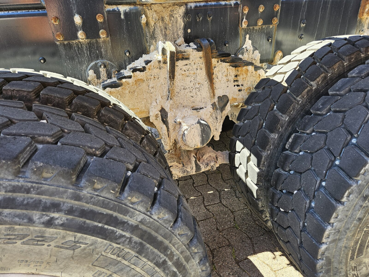 ASTRA HD9 86.50-90 8x6 ASTRA HD9 86.50-90 8x6, Unfallschaden, Cursor 13 - משאית עם שלדת תא: תמונה 4 ASTRA HD9 86.50-90 8x6 ASTRA HD9 86.50-90 8x6, Unfallschaden, Cursor 13 - משאית עם שלדת תא: תמונה 4