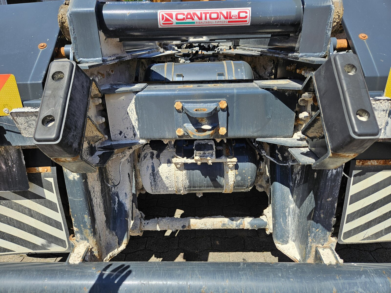 ASTRA HD9 86.50-90 8x6 ASTRA HD9 86.50-90 8x6, Unfallschaden, Cursor 13 - משאית עם שלדת תא: תמונה 3 ASTRA HD9 86.50-90 8x6 ASTRA HD9 86.50-90 8x6, Unfallschaden, Cursor 13 - משאית עם שלדת תא: תמונה 3