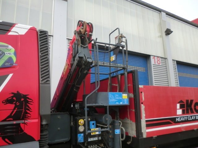 AT260S31Y/P 6x2 AT260S31Y/P 6x2 mit Kran Copma 150.3 - משאית מנוף, משאית צד נופל/ שטוחה: תמונה 2 AT260S31Y/P 6x2 AT260S31Y/P 6x2 mit Kran Copma 150.3 - משאית מנוף, משאית צד נופל/ שטוחה: תמונה 2