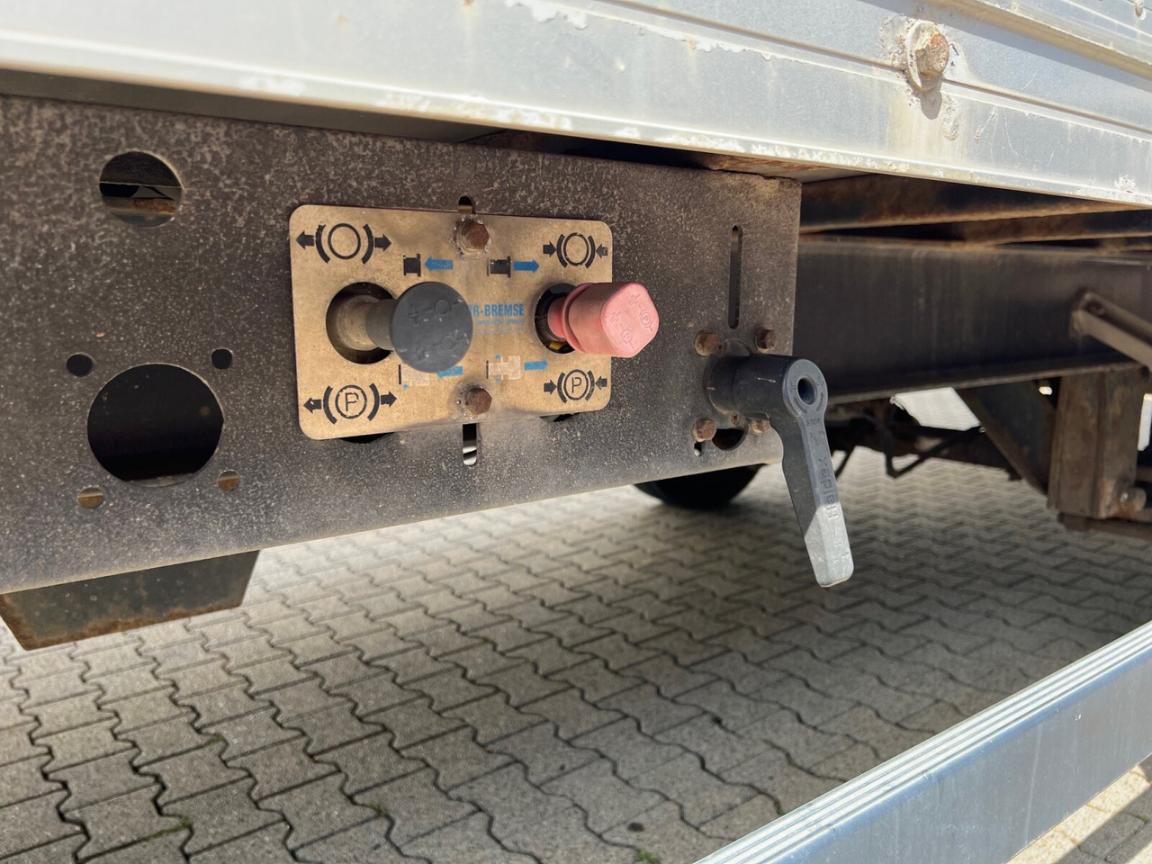 Ackermann Z-LA-F 6.5/5.2 E Ackermann, Z-LA-F 6.5/5.2 E, durchladbar, 42 cbm - קרון נגרר בתיבה סגורה: תמונה 3 Ackermann Z-LA-F 6.5/5.2 E Ackermann, Z-LA-F 6.5/5.2 E, durchladbar, 42 cbm - קרון נגרר בתיבה סגורה: תמונה 3