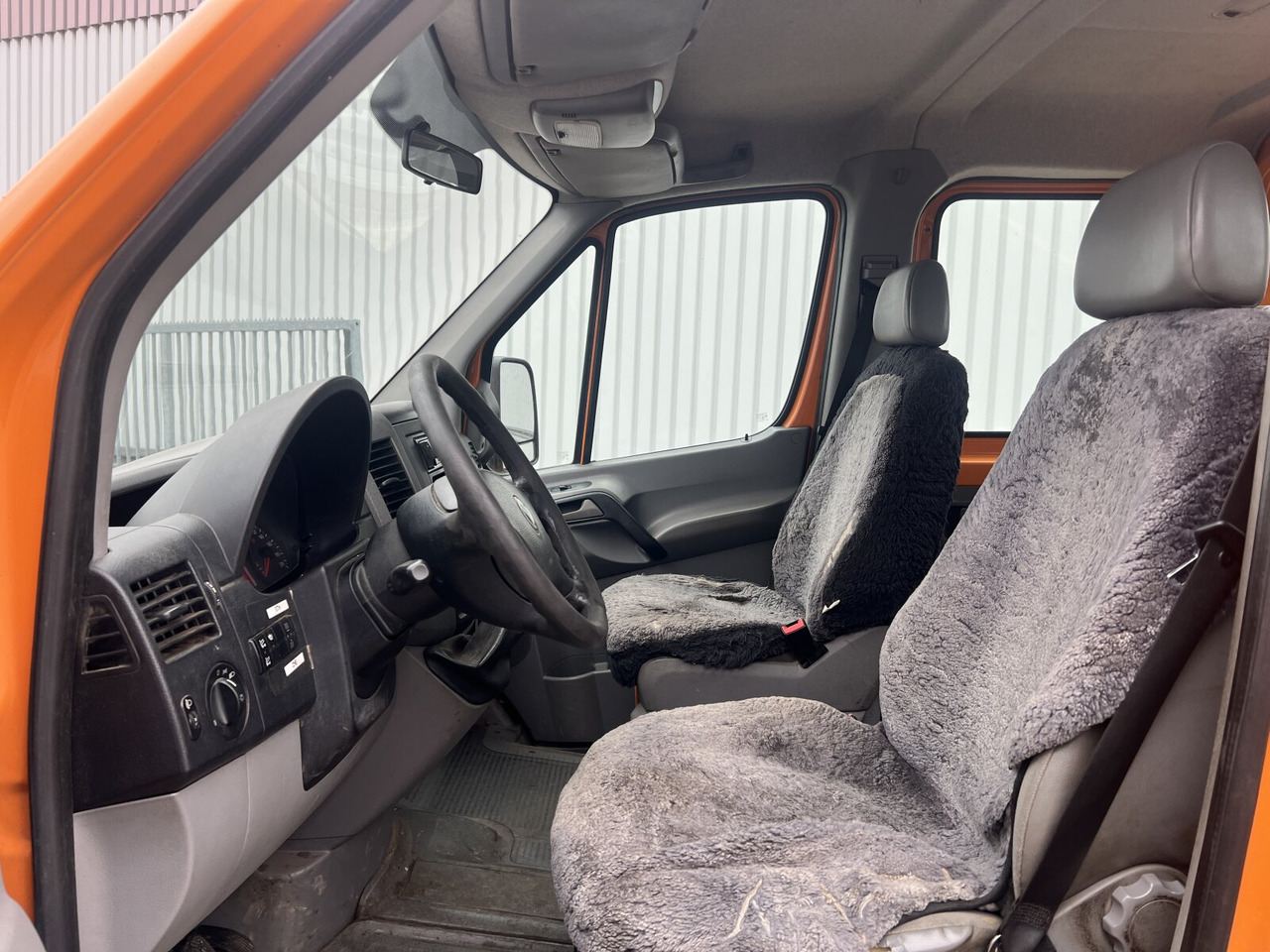 Crafter 2.5 TDI 4x2 Doka Crafter 2.5 TDI 4x2 Doka, Meiller Kipper - מזהיר: תמונה 4 Crafter 2.5 TDI 4x2 Doka Crafter 2.5 TDI 4x2 Doka, Meiller Kipper - מזהיר: תמונה 4