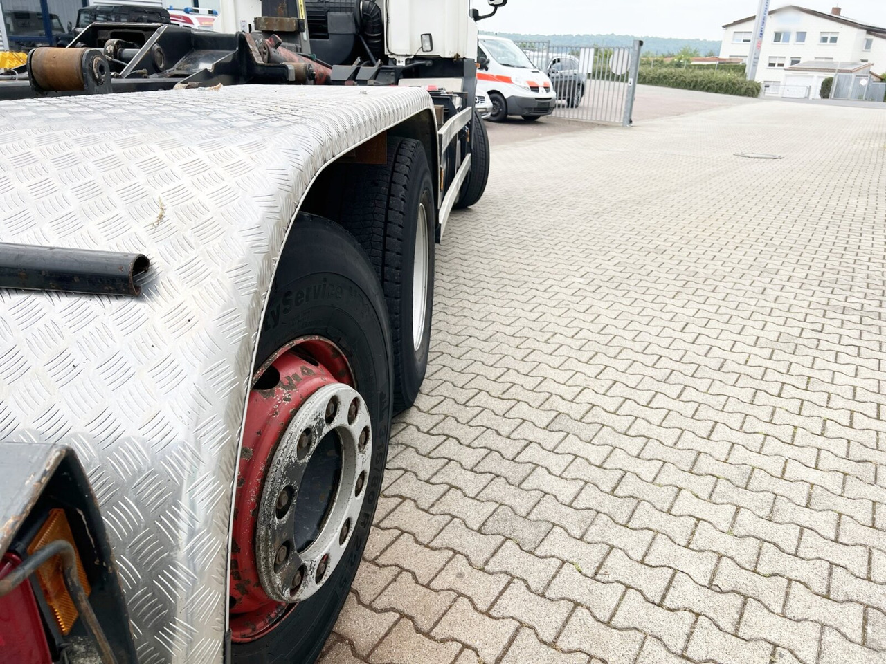 DAF CF 85.460 6x2 CF 85.460 6x2, Lenk-/Liftachse - משאית הרמת וו: תמונה 2 DAF CF 85.460 6x2 CF 85.460 6x2, Lenk-/Liftachse - משאית הרמת וו: תמונה 2