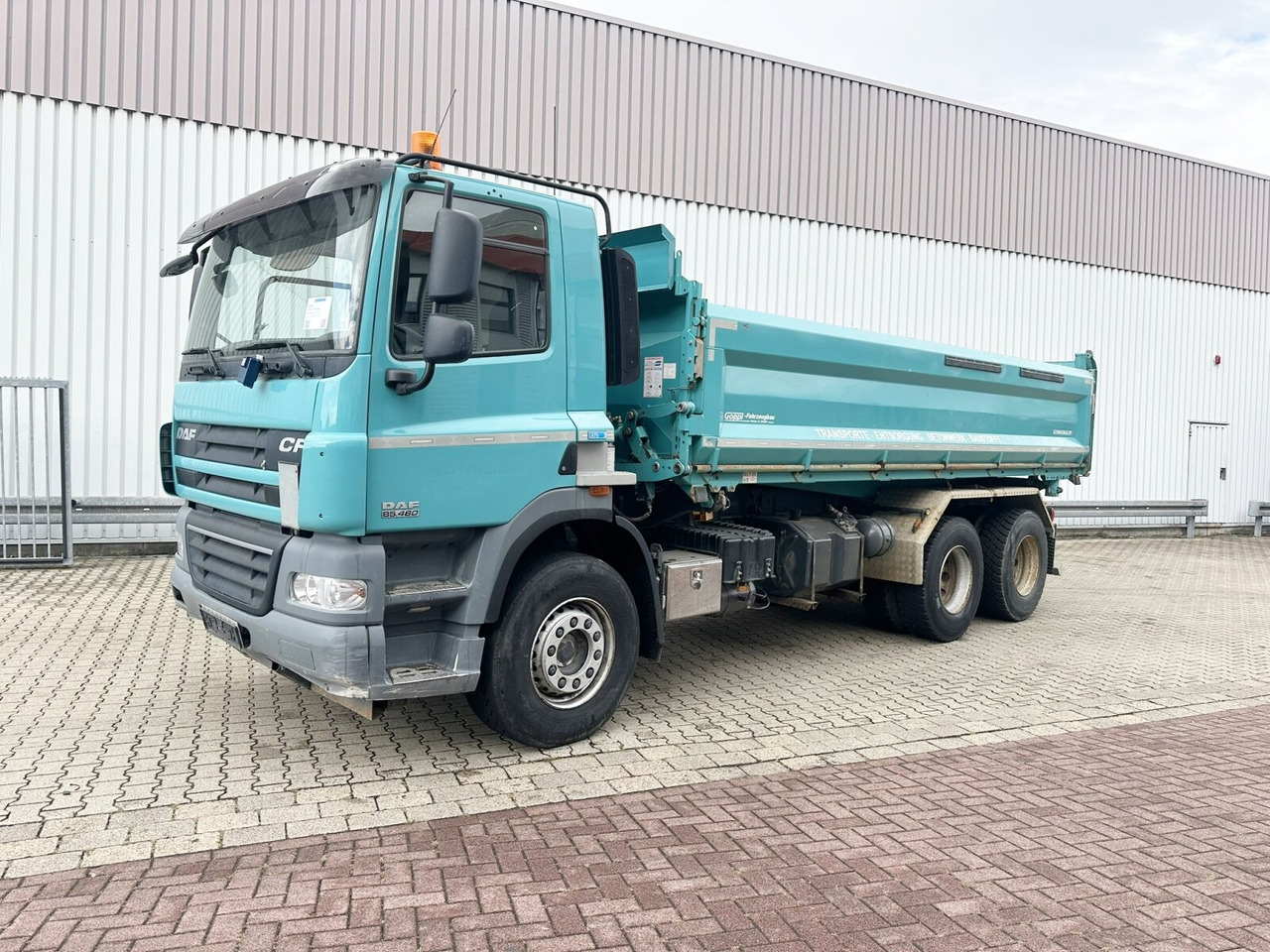 DAF CF 85.460 6x4 CF 85.460 6x4, Bordmatik links - מזהיר: תמונה 1 DAF CF 85.460 6x4 CF 85.460 6x4, Bordmatik links - מזהיר: תמונה 1