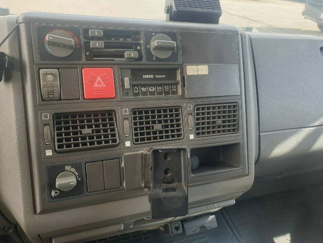 Euro Cargo ML 75E14 4x2 Euro Cargo ML 75E14 4x2 Getränkewagen, 6-Zylinder-Motor - משאית תיבה: תמונה 3 Euro Cargo ML 75E14 4x2 Euro Cargo ML 75E14 4x2 Getränkewagen, 6-Zylinder-Motor - משאית תיבה: תמונה 3