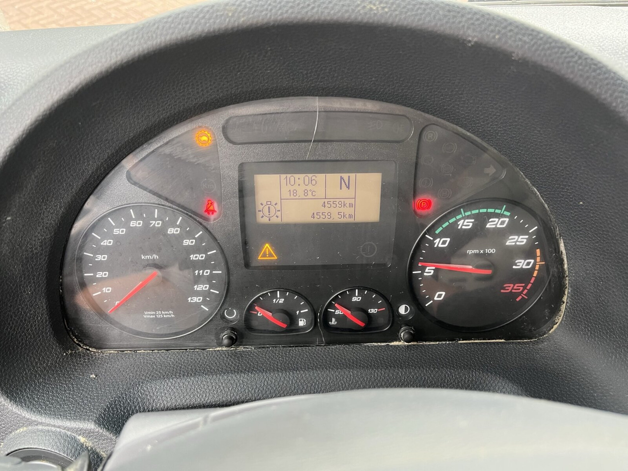 EuroCargo ML190EL32 4x2 EuroCargo ML190EL32 4x2, Funk - משאית דילוג העמסה: תמונה 4 EuroCargo ML190EL32 4x2 EuroCargo ML190EL32 4x2, Funk - משאית דילוג העמסה: תמונה 4
