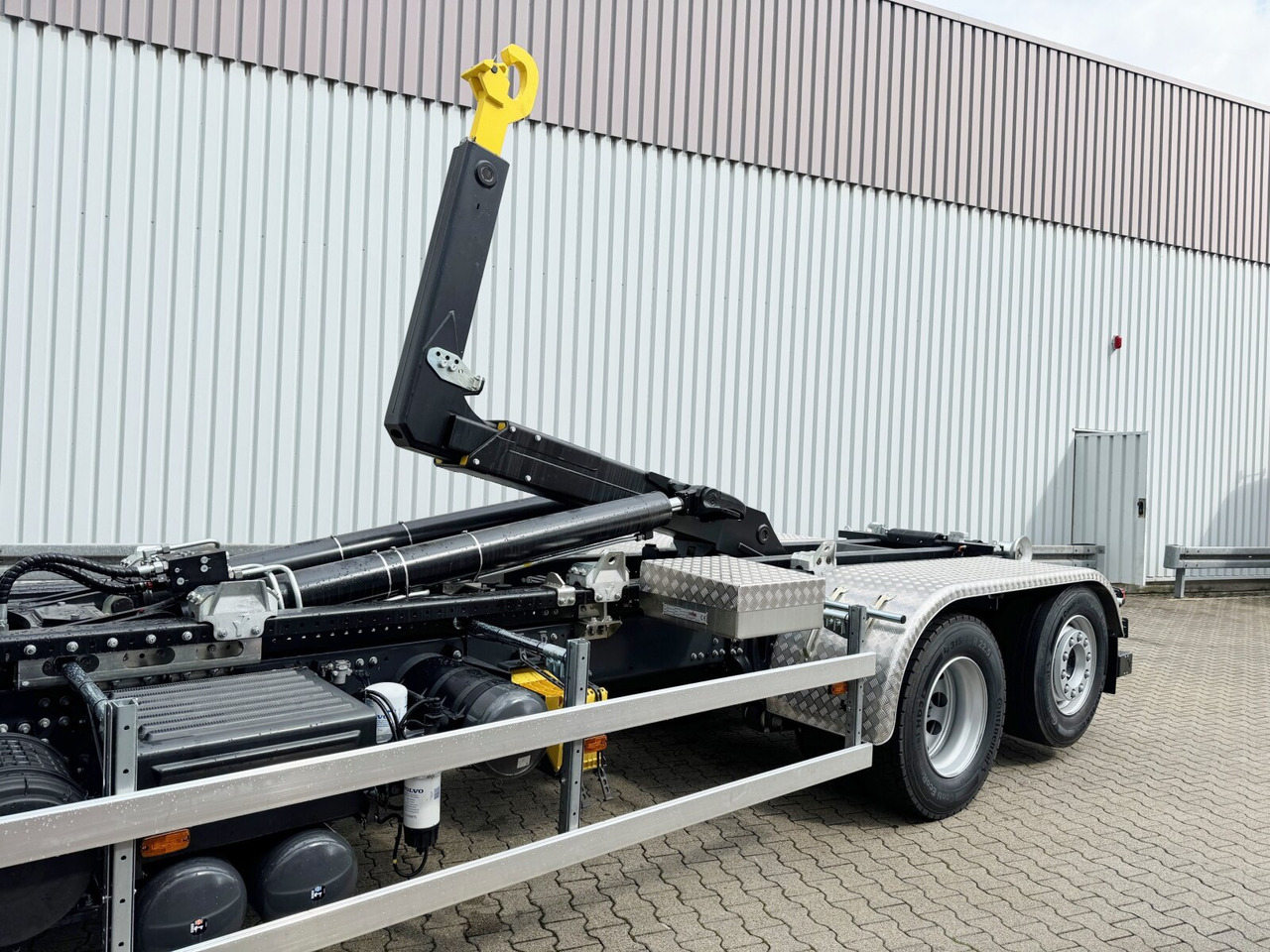 FE 350 6x2-4 FE 350/380 6x2-4, Lenk-/Liftachse - משאית עם שלדת תא: תמונה 2 FE 350 6x2-4 FE 350/380 6x2-4, Lenk-/Liftachse - משאית עם שלדת תא: תמונה 2