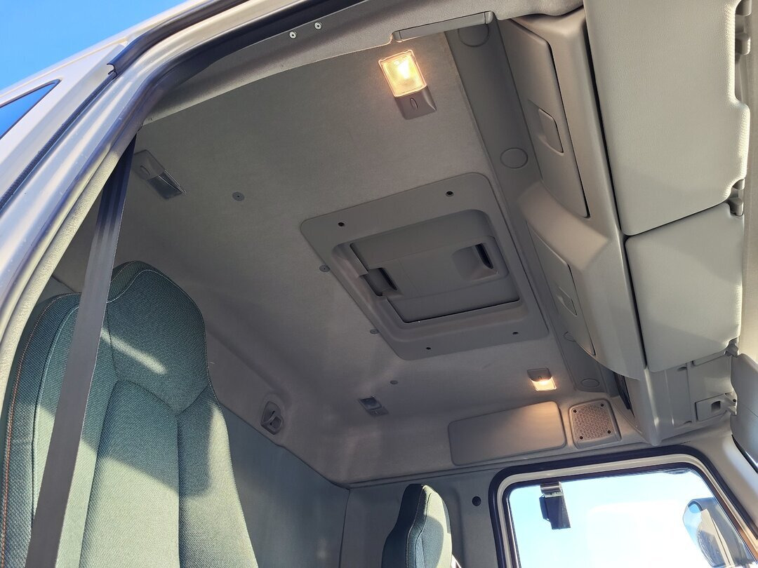 FL 280 4x4 FL 280 4x4, Nebenantrieb - משאית עם שלדת תא: תמונה 4 FL 280 4x4 FL 280 4x4, Nebenantrieb - משאית עם שלדת תא: תמונה 4