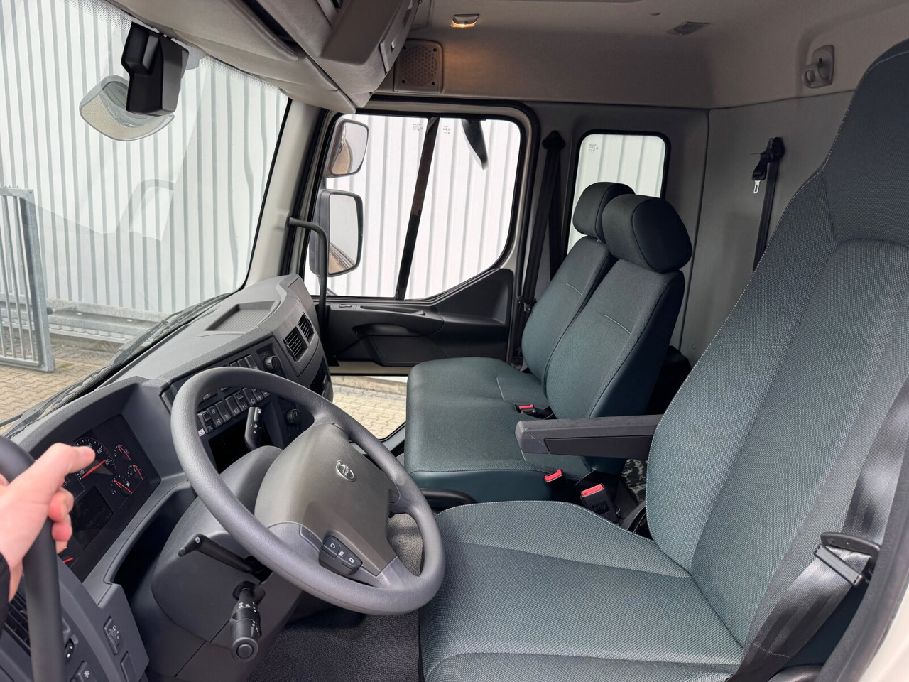 FL 280 4x4 FL 280 4x4 - מזהיר: תמונה 2 FL 280 4x4 FL 280 4x4 - מזהיר: תמונה 2