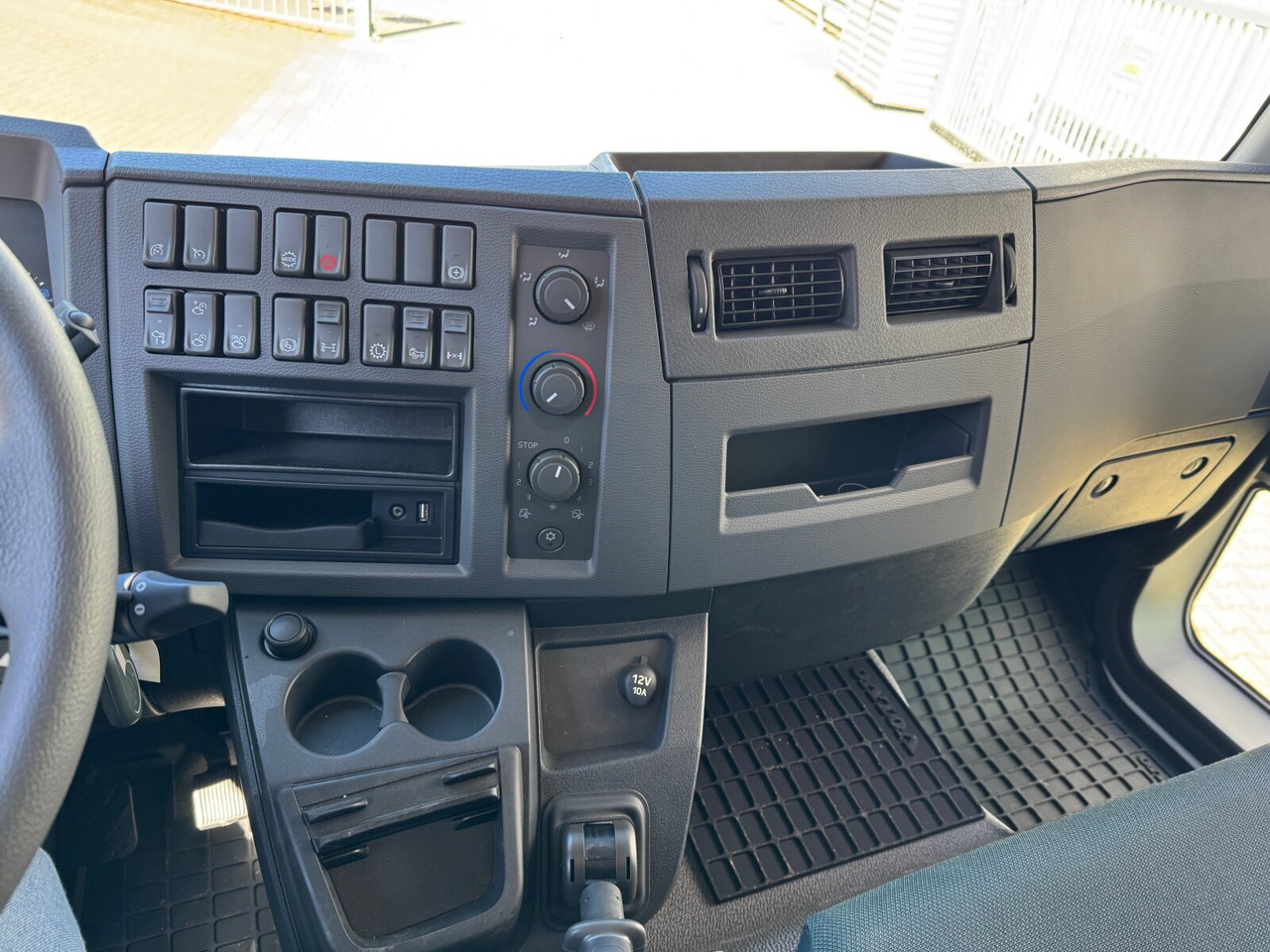 FL 280 4x4 FL 280 4x4 - משאית הרמת וו: תמונה 4 FL 280 4x4 FL 280 4x4 - משאית הרמת וו: תמונה 4