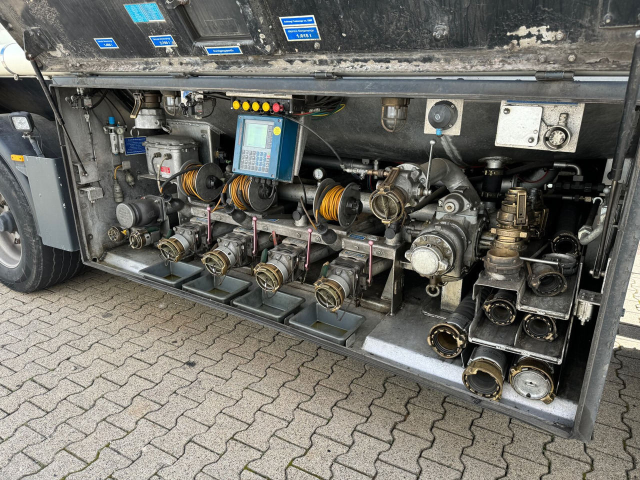 Feldbinder TSA 44.3-4 TSA 44.3-4, Tankauflieger, 4 Kammern, 43300l - סמיטריילר מכל: תמונה 3 Feldbinder TSA 44.3-4 TSA 44.3-4, Tankauflieger, 4 Kammern, 43300l - סמיטריילר מכל: תמונה 3