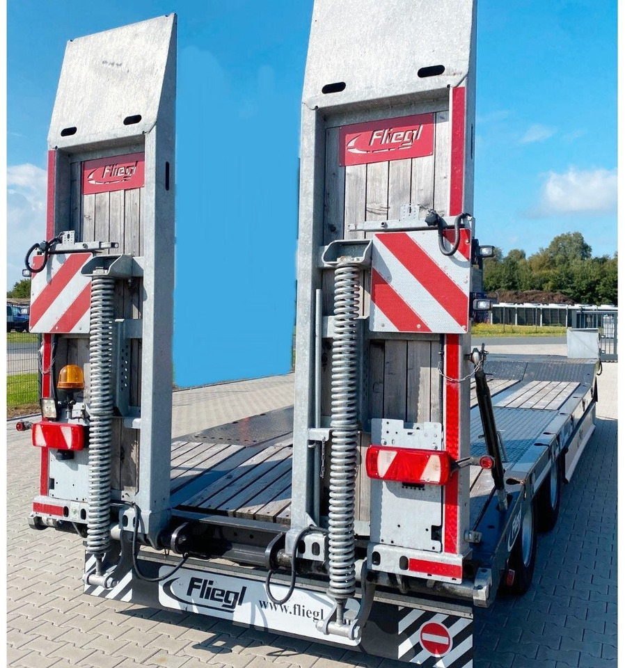 Fliegl DTS-S 300 DTS-S 300, verbreiterbar auf 3,05m - קרון נגרר עם מטען נמוך: תמונה 2 Fliegl DTS-S 300 DTS-S 300, verbreiterbar auf 3,05m - קרון נגרר עם מטען נמוך: תמונה 2