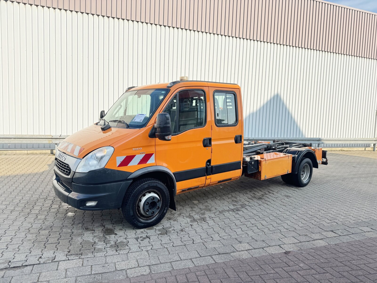 Iveco Daily 70C17 4x2 Doka Daily 70C17 4x2 Doka, EEV, City-Abroller - משאית הרמת וו: תמונה 1 Iveco Daily 70C17 4x2 Doka Daily 70C17 4x2 Doka, EEV, City-Abroller - משאית הרמת וו: תמונה 1
