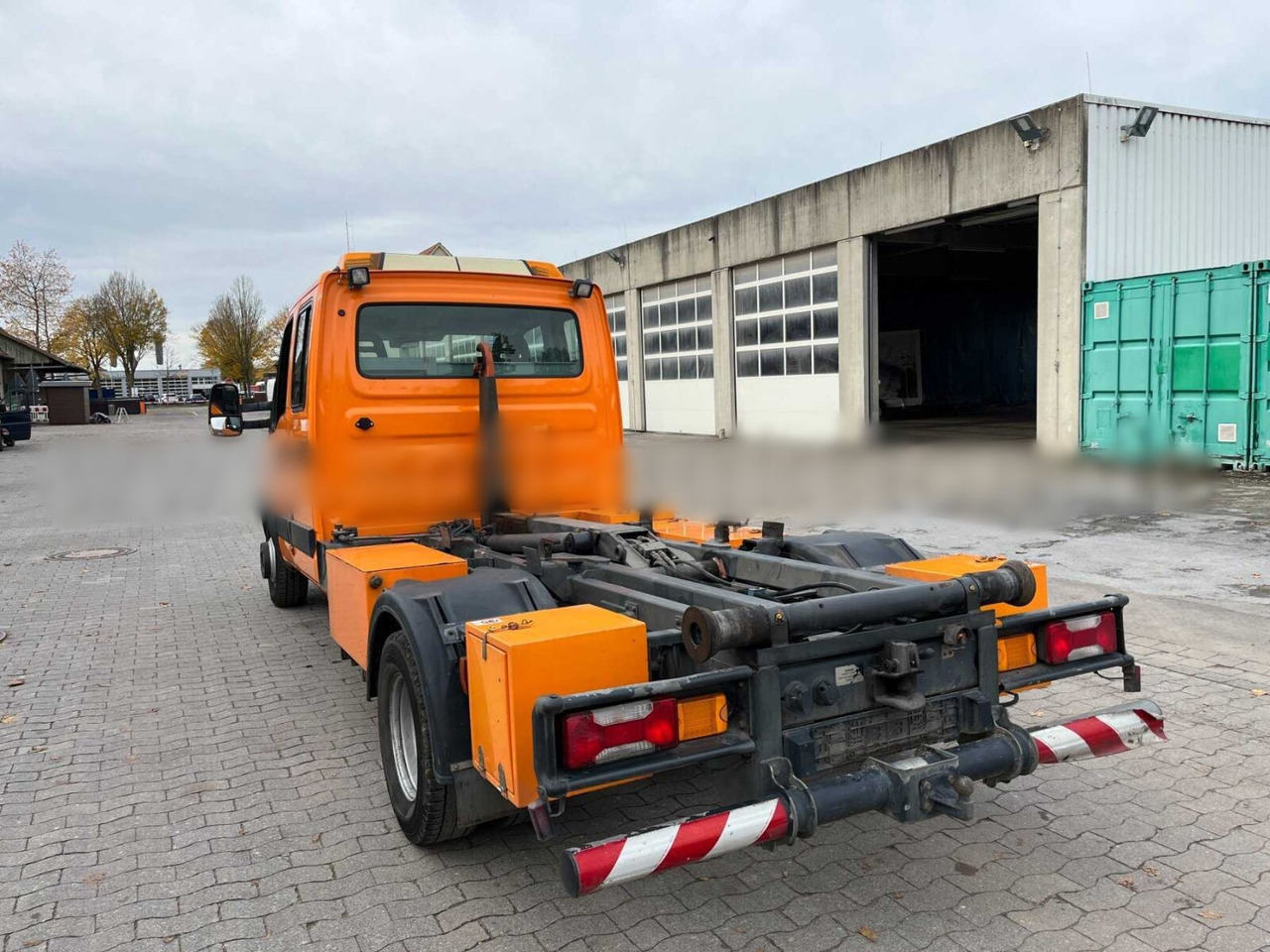 Iveco Daily 70C17 4x2 Doka Daily 70C17 4x2 Doka, EEV, Werkzeugschränke, City-Abroller - משאית הרמת וו: תמונה 2 Iveco Daily 70C17 4x2 Doka Daily 70C17 4x2 Doka, EEV, Werkzeugschränke, City-Abroller - משאית הרמת וו: תמונה 2