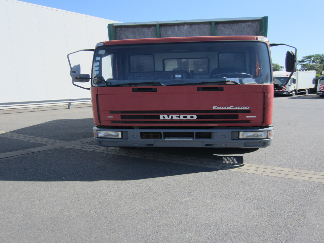 Iveco EuroCargo 80E 15/85 - משאית תיבה: תמונה 4 Iveco EuroCargo 80E 15/85 - משאית תיבה: תמונה 4