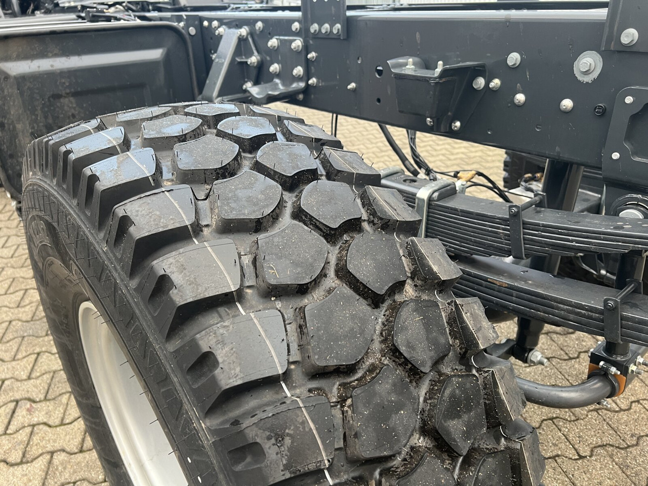 Iveco EuroCargo ML150E24 WS 4x4 EuroCargo ML150E24 WS 4x4, Euro3, mehrfach Vorhanden! - משאית עם שלדת תא: תמונה 5 Iveco EuroCargo ML150E24 WS 4x4 EuroCargo ML150E24 WS 4x4, Euro3, mehrfach Vorhanden! - משאית עם שלדת תא: תמונה 5