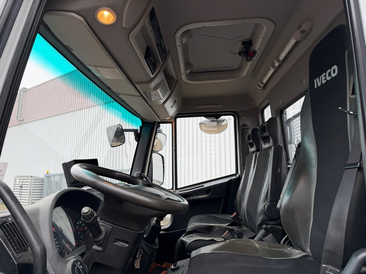 Iveco EuroCargo ML80E21 K 4x2 EuroCargo ML80E21 K 4x2, 2x AHK - מזהיר: תמונה 2 Iveco EuroCargo ML80E21 K 4x2 EuroCargo ML80E21 K 4x2, 2x AHK - מזהיר: תמונה 2