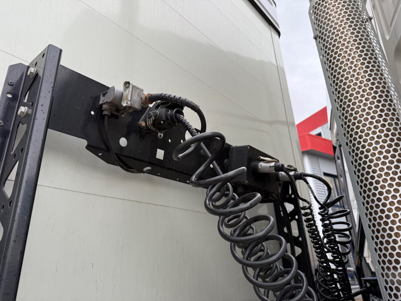 Kögel SN 24-1 SN 24-1, Liftachse, Edscha - סמיטריילר צד נופל/ שטוח: תמונה 5 Kögel SN 24-1 SN 24-1, Liftachse, Edscha - סמיטריילר צד נופל/ שטוח: תמונה 5