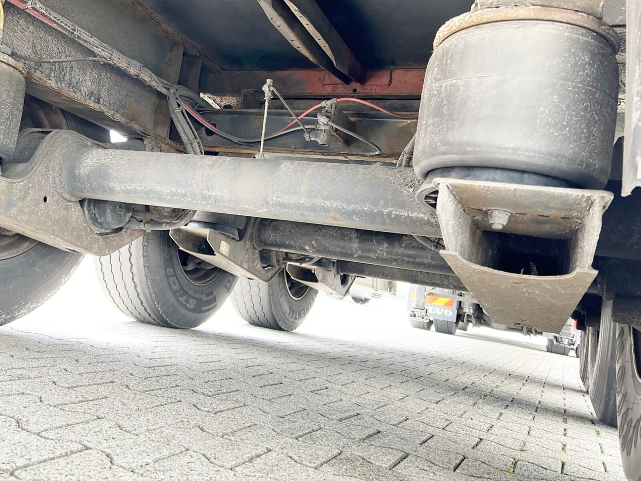 Krone SDP 27 SDP 27 , Edscha-Verdeck - סמיטריילר עם וילונות צד: תמונה 5 Krone SDP 27 SDP 27 , Edscha-Verdeck - סמיטריילר עם וילונות צד: תמונה 5