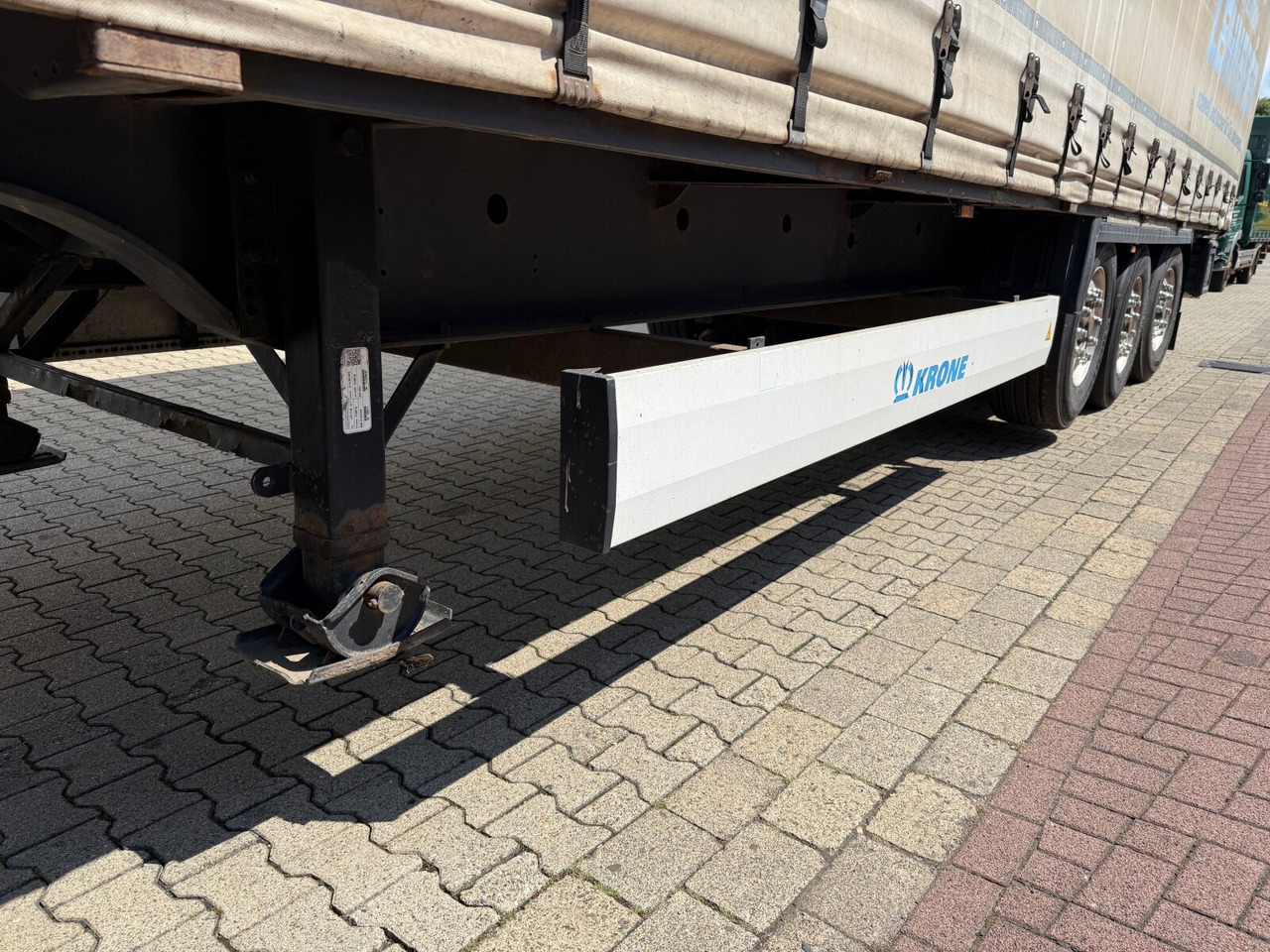 Krone SDP 27 eLCQ4-CS Coil Liner SDP 27 eLCQ4-CS Coil Liner, Coilmulde, Liftachse, Nachlauflenkachse, Edscha - סמיטריילר צד נופל/ שטוח: תמונה 3 Krone SDP 27 eLCQ4-CS Coil Liner SDP 27 eLCQ4-CS Coil Liner, Coilmulde, Liftachse, Nachlauflenkachse, Edscha - סמיטריילר צד נופל/ שטוח: תמונה 3