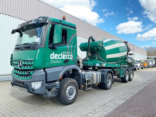 LIEBHERR Betonmischer ca. 10m³ LIEBHERR Betonmischer ca. 10m³, 6x Vorhanden! - מערבל בטון סמיטרליילר: תמונה 3 LIEBHERR Betonmischer ca. 10m³ LIEBHERR Betonmischer ca. 10m³, 6x Vorhanden! - מערבל בטון סמיטרליילר: תמונה 3