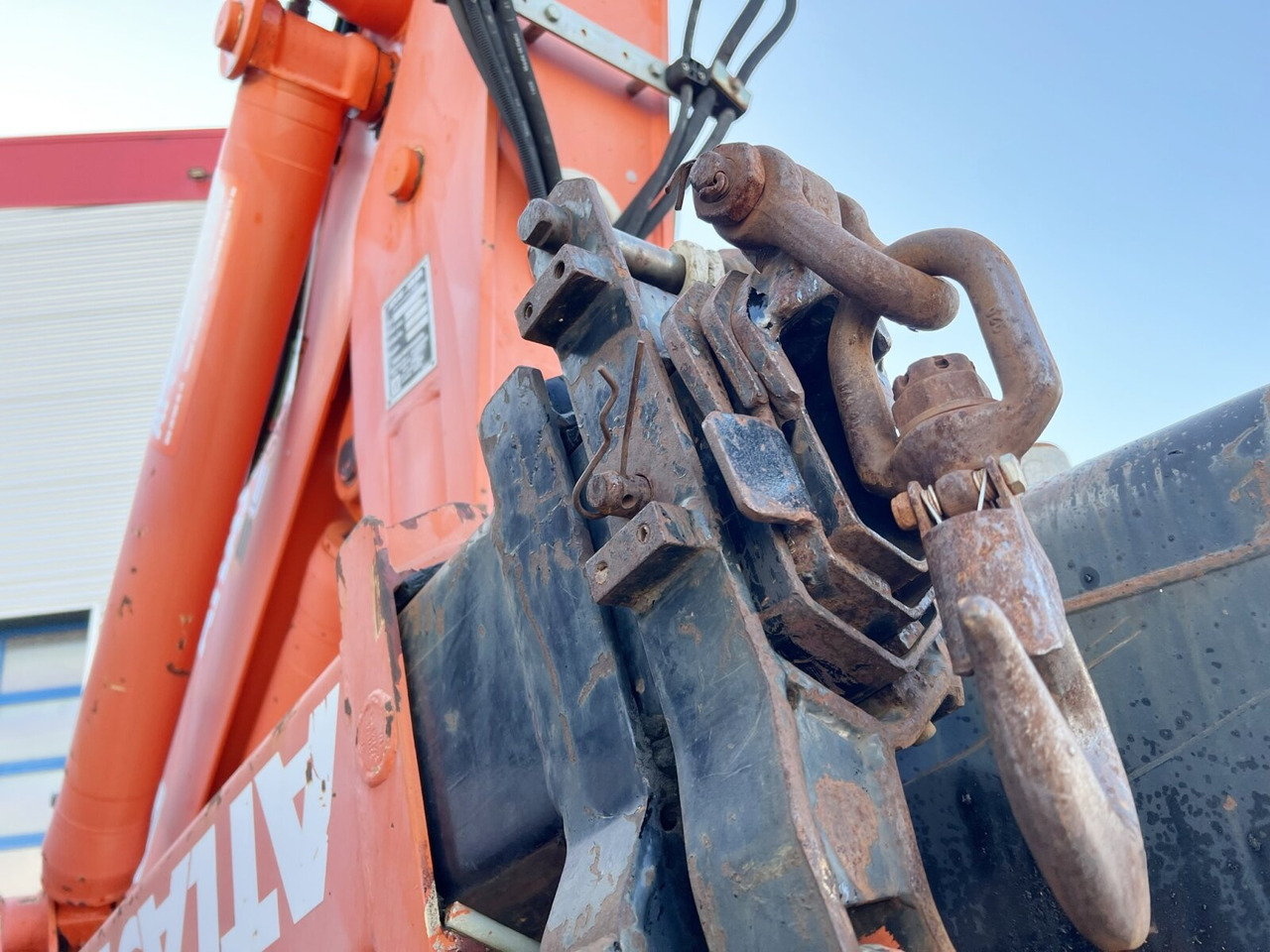 MAN 14.224 LAC 4x4 BB 14.224 LAC 4x4 BB mit Kran Atlas 100.1 - משאית מנוף, משאית צד נופל/ שטוחה: תמונה 2 MAN 14.224 LAC 4x4 BB 14.224 LAC 4x4 BB mit Kran Atlas 100.1 - משאית מנוף, משאית צד נופל/ שטוחה: תמונה 2