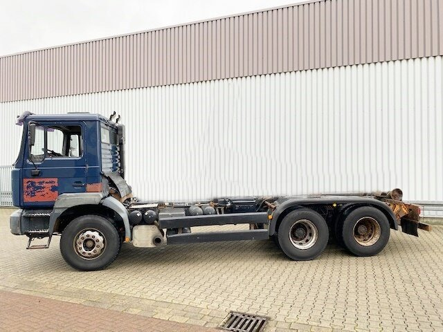 MAN T40 26.364/414 6x4, 6-Zylinder T40 26.364/414 6x4, 6-Zylinder - משאית עם שלדת תא: תמונה 5 MAN T40 26.364/414 6x4, 6-Zylinder T40 26.364/414 6x4, 6-Zylinder - משאית עם שלדת תא: תמונה 5