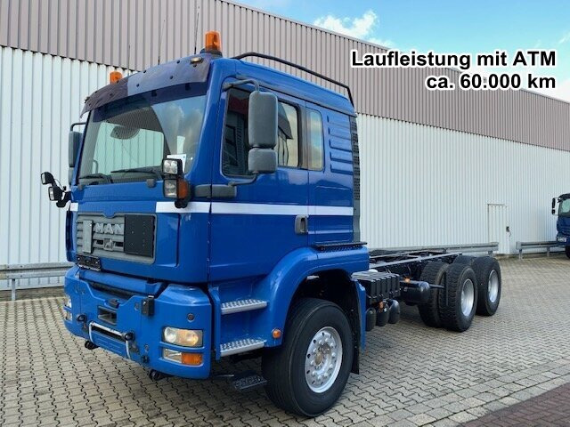MAN TGA 26.480 6x4 FDLK TGA 26.480 6x4 FDLK, Winterdienstausstattung - משאית עם שלדת תא: תמונה 1 MAN TGA 26.480 6x4 FDLK TGA 26.480 6x4 FDLK, Winterdienstausstattung - משאית עם שלדת תא: תמונה 1