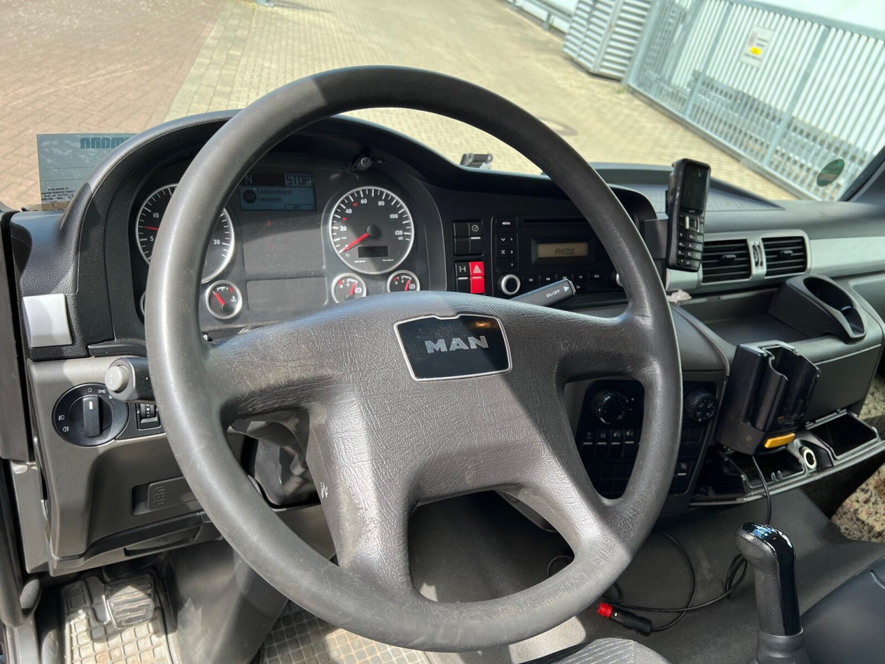 MAN TGL 12.220 4X2 BL TGL 12.220 4X2 BL mit MBB LBW 1500K - משאית תיבה: תמונה 4 MAN TGL 12.220 4X2 BL TGL 12.220 4X2 BL mit MBB LBW 1500K - משאית תיבה: תמונה 4