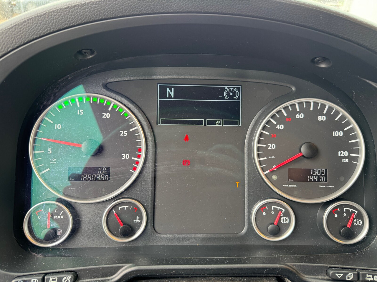 MAN TGL 8.150 4x2 BL TGL 8.150 4x2 BL, Möbelkoffer mit Rolltor - משאית תיבה: תמונה 5 MAN TGL 8.150 4x2 BL TGL 8.150 4x2 BL, Möbelkoffer mit Rolltor - משאית תיבה: תמונה 5