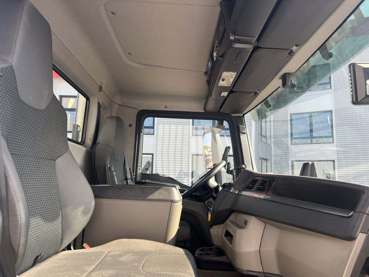 משאית דילוג העמסה MAN TGM 18.320 4x2 BL TGM 18.320 4x2 BL, Hiab Tele-Absetzanlage, Funk: תמונה 6
