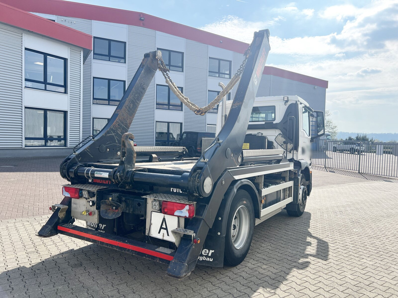 משאית דילוג העמסה MAN TGM 18.320 4x2 BL TGM 18.320 4x2 BL, Hiab Tele-Absetzanlage, Funk: תמונה 10