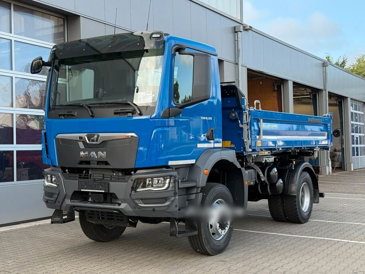 MAN TGM 18.320 4x4 BB CH TGM 18.320 4x4 BB CH, Navi, Meiller Trigenius - מזהיר: תמונה 2 MAN TGM 18.320 4x4 BB CH TGM 18.320 4x4 BB CH, Navi, Meiller Trigenius - מזהיר: תמונה 2