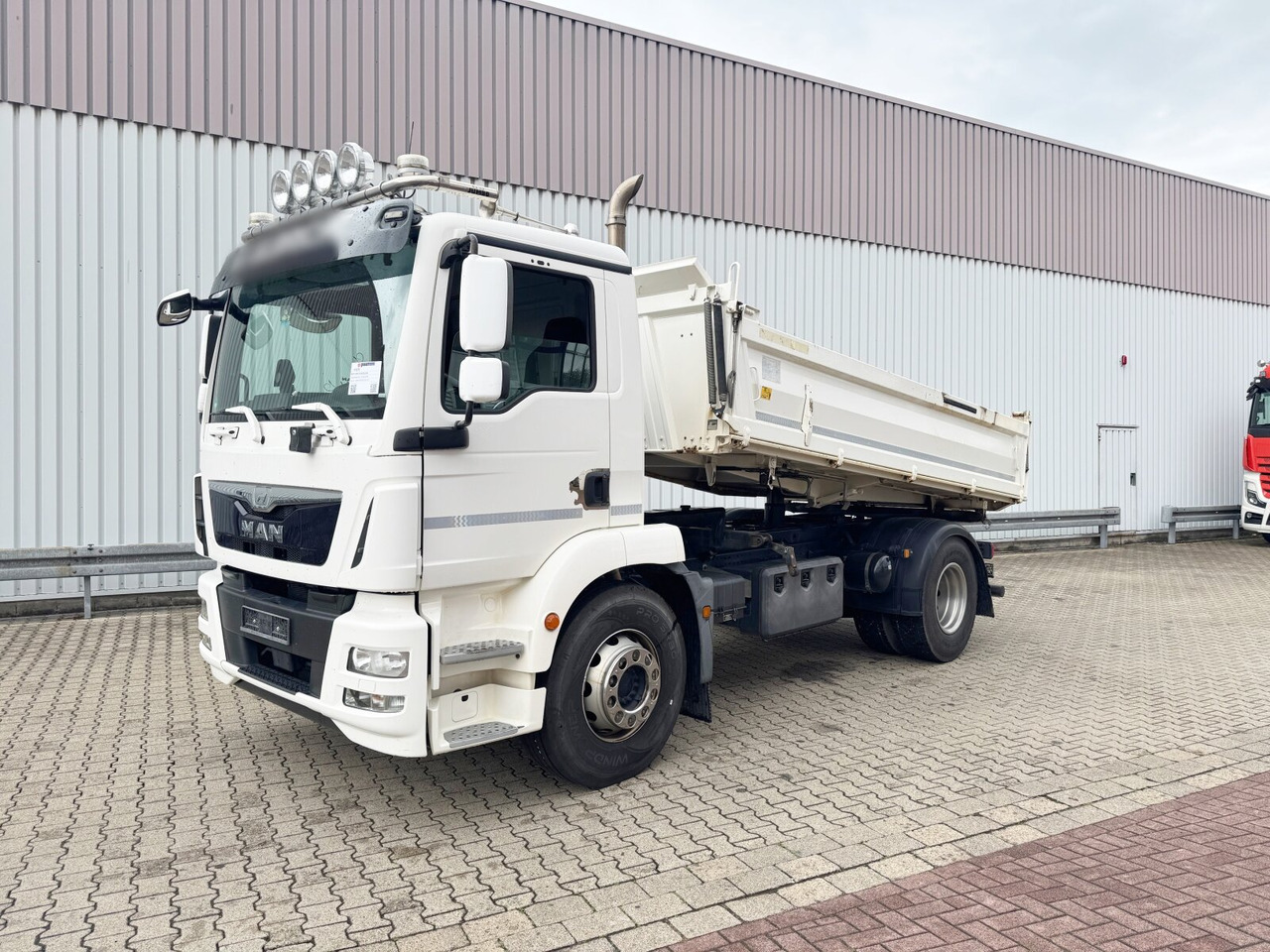 MAN TGM 18.340 4x2 BL TGM 18.340 4x2 BL - מזהיר: תמונה 1 MAN TGM 18.340 4x2 BL TGM 18.340 4x2 BL - מזהיר: תמונה 1