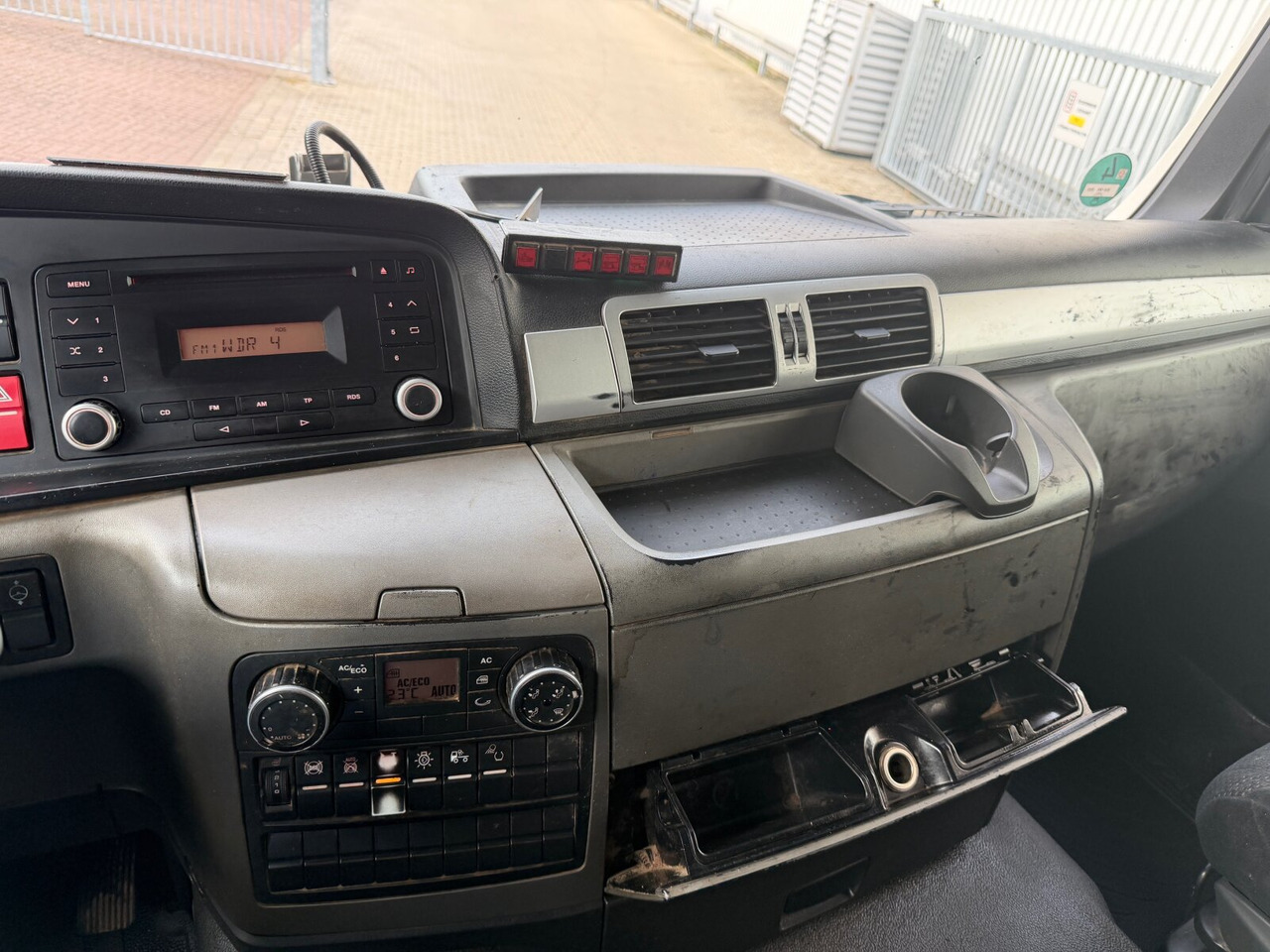 MAN TGS 18.360 4X2 BL TGS 18.360 4X2 BL, Hyva 10.45 S, Teleskopabrollanlage - משאית הרמת וו: תמונה 5 MAN TGS 18.360 4X2 BL TGS 18.360 4X2 BL, Hyva 10.45 S, Teleskopabrollanlage - משאית הרמת וו: תמונה 5