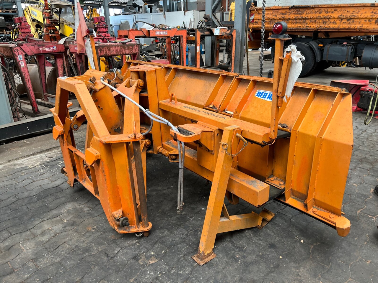 MAN TGS 18.440 4X4H BLS TGS 18.440 4X4H BLS, LIEBHERR SF 32 BM/BS Mischer ca. 10m³ - משאית מערבלת בטון: תמונה 1 MAN TGS 18.440 4X4H BLS TGS 18.440 4X4H BLS, LIEBHERR SF 32 BM/BS Mischer ca. 10m³ - משאית מערבלת בטון: תמונה 1